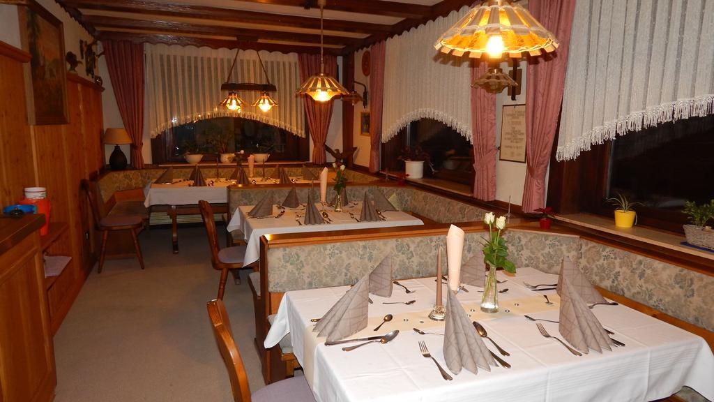 ホテルLandgasthof Waldfrieden Wildensee エクステリア 写真