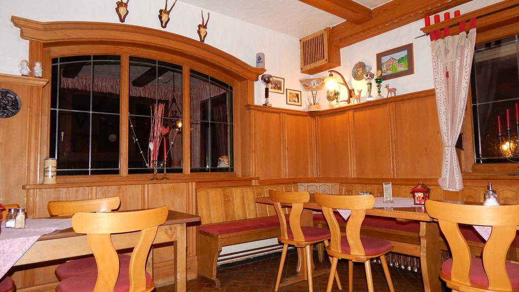 ホテルLandgasthof Waldfrieden Wildensee エクステリア 写真