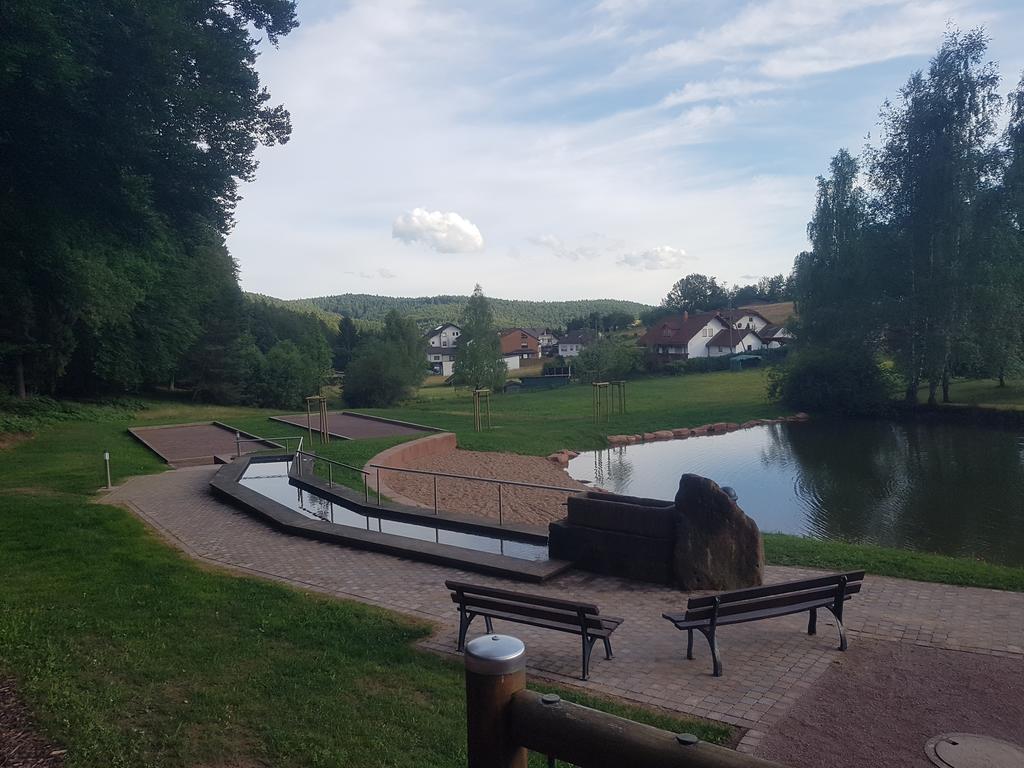 ホテルLandgasthof Waldfrieden Wildensee エクステリア 写真